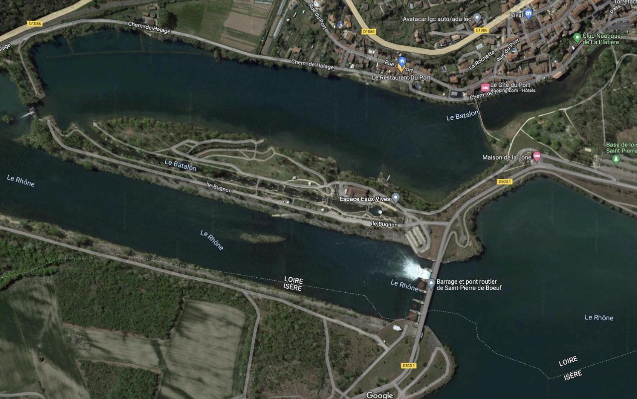 Le Gite Du Port Saint-Pierre-de-Boeuf Екстер'єр фото